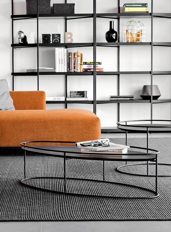 Atollo coffee table by Calligaris