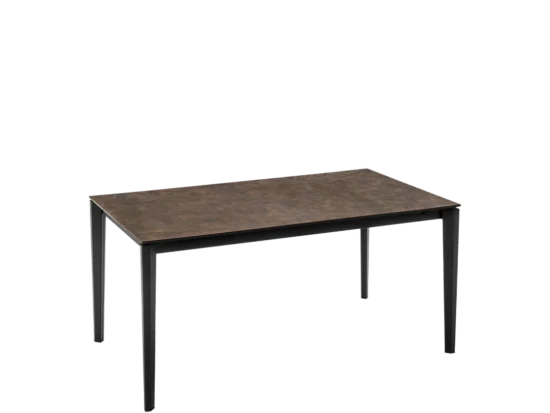 Table pentagon par Connubia Mariette Clermont Meuble Laval