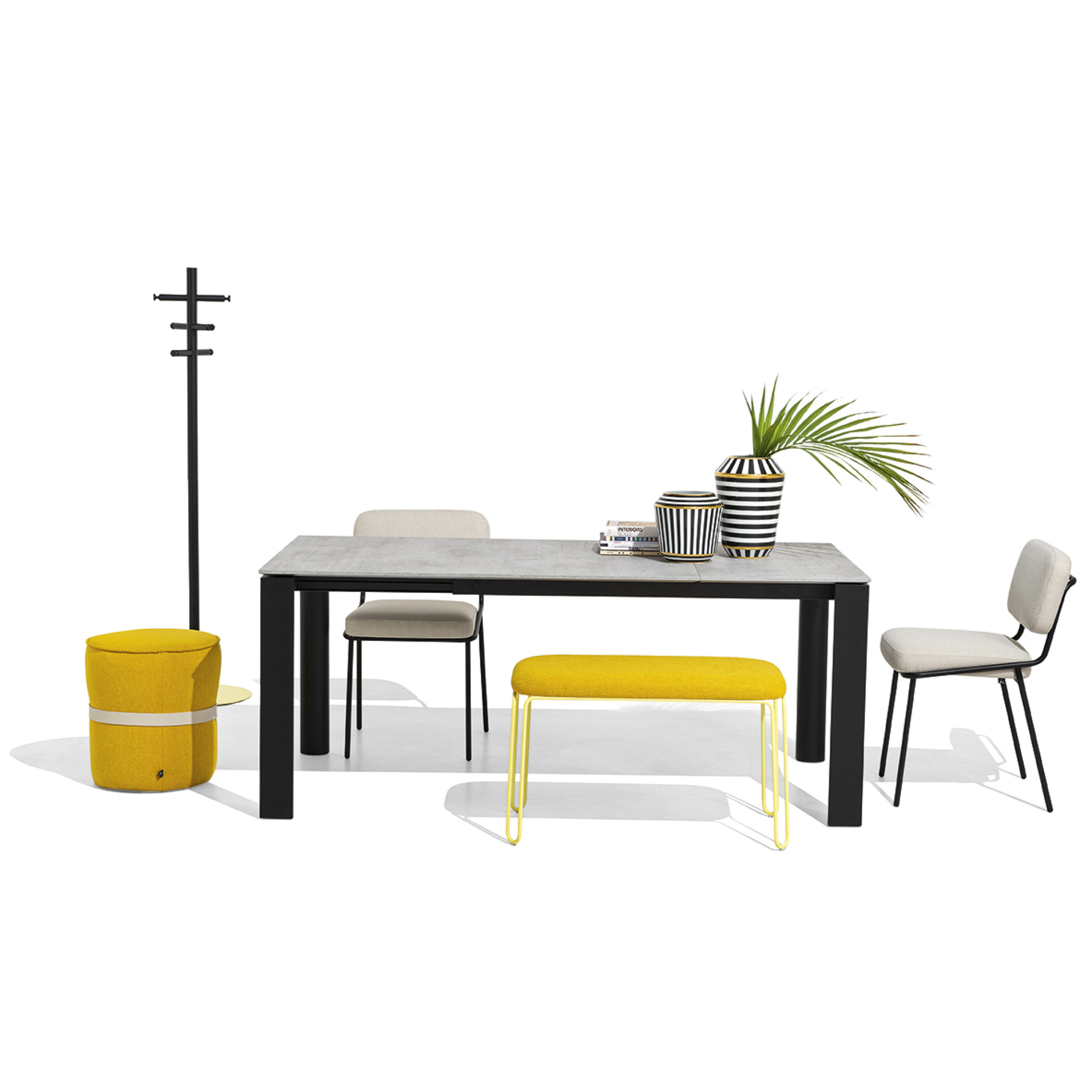 Table Dorian par Connubia Mariette Clermont Meuble Laval
