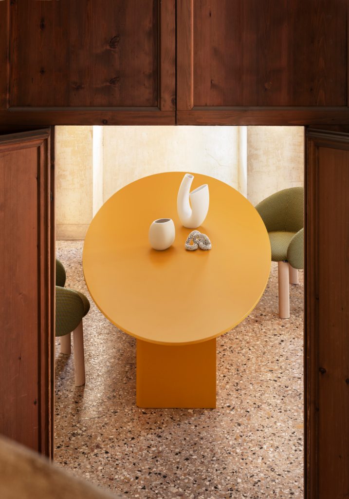 Table Nami par Miniforms Mariette Clermont Meuble Laval