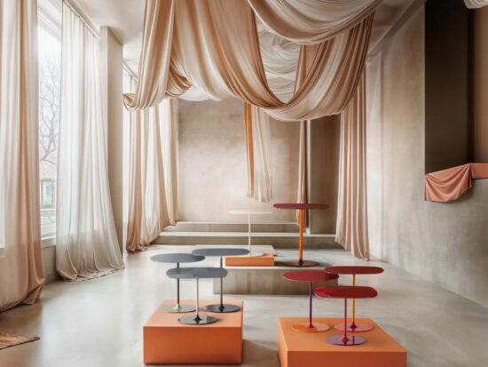 Table d'appoint Thierry par Kartell Mariette Clermont Meuble Laval