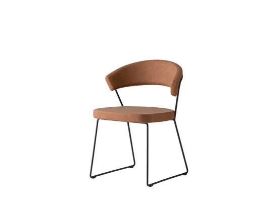 Chaise New York par Connubia Mariette Clermont Meuble Laval